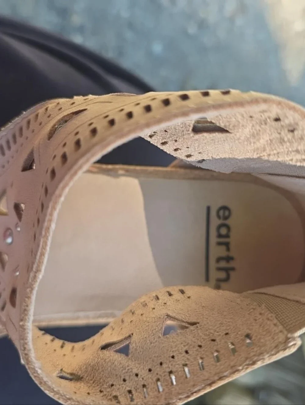 Earth Shoes Attalea Biscuit Laser Cut Espadrille Wedge Sandals Size 9M